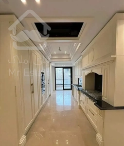 300متر/بزرگمهر‌جنوبی13/مشاعات‌‌لوکس/متریالvip/صفر
