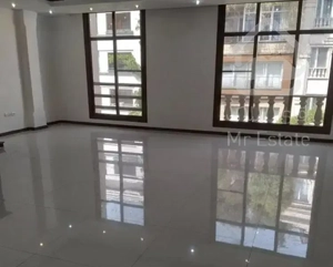 ۱۹۰متر/ونک آرارات/ ۸ساله کم واحد