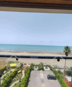 اجاره سالانه  واحد اپارتمان روبه دریا