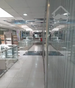 مغازه ۱۸ متری