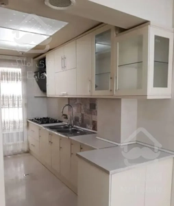 نیاوران/۹۵ متر /تکواحدی / ۲ پارکینگ