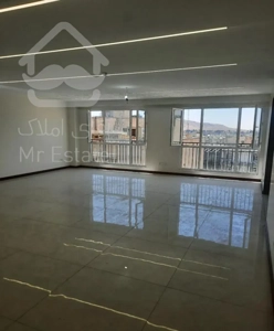 ۱۴۰متر،نوساز کلید نخورده،سالن پرده خور، قابل تبدیل