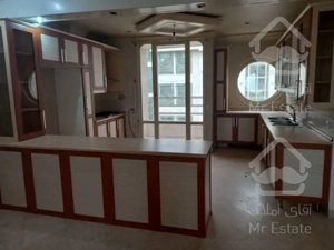 90 متر / دو خواب / مرزداران / رو به آفتاب