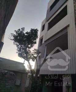 اپارتمان سه خوابه نوساز با موقعیت عالی