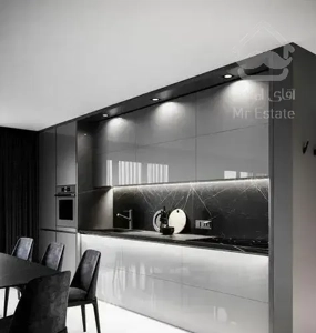 فروش آپارتمان/ ۲۲۰ متر / تک واحدی / آب ۲۵۰