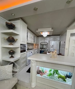 ۱۳۰متر فول بازسازی شده درحد نوساز