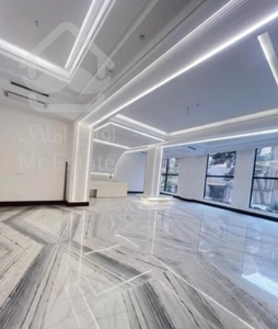 ۸۵متری/فول امکانات/پارکینگ باکس/تاپ لوکیشن