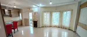 آپارتمان ۸۴متری طبقه ۱ در بر بلوار طالقانی