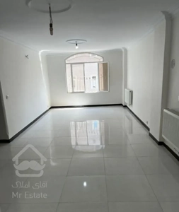 ۶۳متر آپارتمان تک واحدی فول بازسازی  خ شمشیری