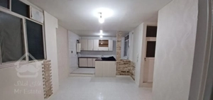 رهن آپارتمان ۳۹ متری ۱ خوابه با پارکینگ و انباری