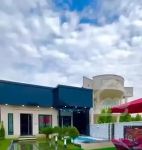 *فروش‌فوری*نمامدرن۲۵۰متر/استخردار/شهرک‌برند