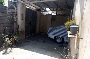ویلا با سندتک برگ برجاده اصلی نزدیک دریا مالک هستم