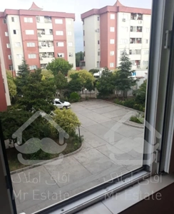 آپارتمان ۸۵ متره،  خوش نقشه و تمیز