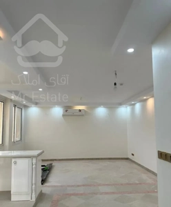 ۱۱۵ متر جنوبی تراس دارد