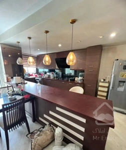 ونک آفتاب/ 180 متر 3 خواب /چشم انداز رویایی