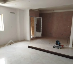 معلم کلید نخورده 100متری  درحال تجهیز شدن