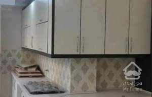 فروش آپارتمان آپارتمان 124 متری طبقه اول تک واحدی فول امکانات