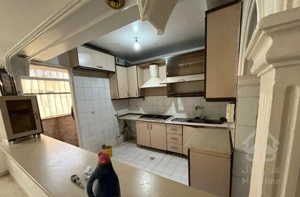 70)دوخواب)ورودی بر خیابان)طبقه اول