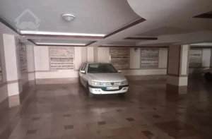 ۱۶۰ متر علی حسینی فردوس شرق ۲ پارکینگ