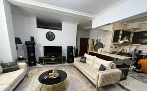 ۸۰ متر آپارتمان بر بلوار اصلی *سندتکبرگ* محمودآباد