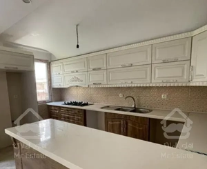 ۹۵ متر فرمانیه غربی