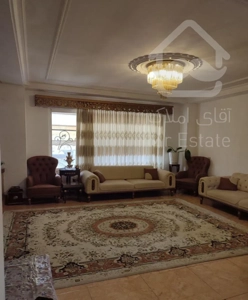 آپارتمان ۹۰ متری ۲ خوابه طبقه ۳  اول ولایت