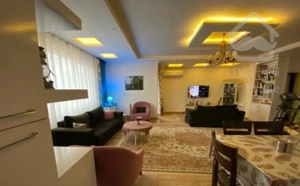 آپارتمان لوکس / ۱۰۰ مترخالص مفید / پارکینگ اختصاصی