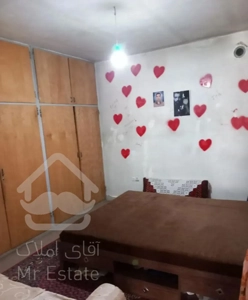 واحدفروشی دربستی دوطبقه ای در ولیعصر شمالی