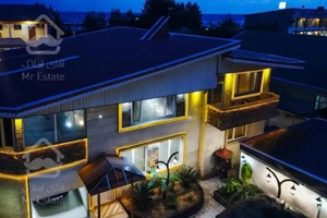 فروش ویلایی 500 متری بر اصلی پاسداران