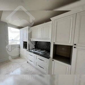 فروش واحد ۲۰۰متری در بلوار فردوس غرب