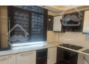 آپارتمان ۸۳ متری طبقه همکف با پارکینگ