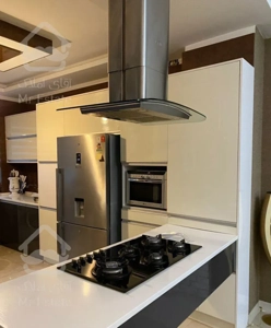 آپارتمان  130متری/لوکیشن دنج