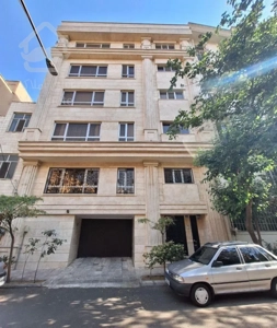 آپارتمان ۱۰۴متر،نوساز(آیت الله صالحی)وام دار