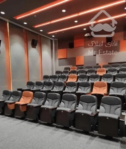 ۱۱۰ متر / برج میکا