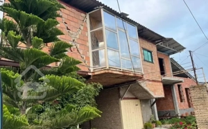 فروش مسکونی دوطبقه حیاط دار