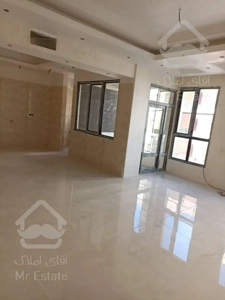 آپارتمان در چهار طبقه و چهار واحد