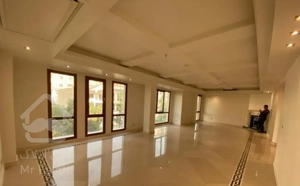 ۲۵۰ متر ۳ خوابه نیاوران یاسر