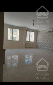 آپارتمان ۹۰ متری/۲ خواب/ کم واحد