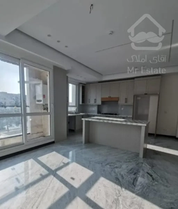 ۵۰متر ۴ساله کلیدنخورده باهنر اشرفی پایین تیراژه
