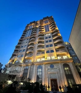 فرمانیه/۲۶۵ متر ۴ خوابه/تک واحدی/۲پارکینگ