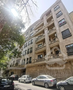 آپارتمان 142متر 3خواب رو به آفتاب