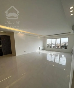 سالن بزرگ و نورگیر / دسترسی عالی / با کیفیت