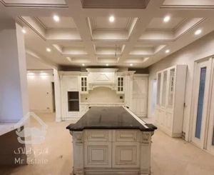 خرید و  آپارتمان 220متری اقدسیه سپند