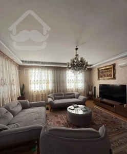 فروش آپارتمان ۱۵۳ متری سه خواب شهرک محلاتی