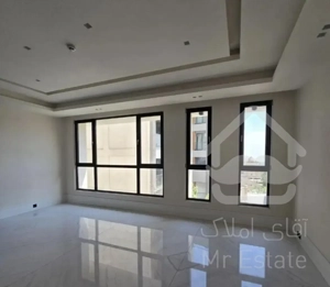 ۱۱۰ متر ، سوهانک ، مشاعات کامل