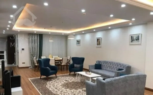 آپارتمان ۱۱۰مترتک واحدی فول بازسازی صادقیه