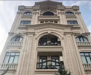 135متری/نوساز/تمیز/پاسداران