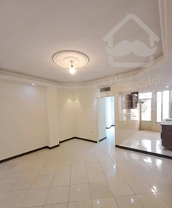 52 متر دلباز / خوش نقشه/ مهد سرمایه گذاری