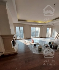 آپارتمان ۱۶۰ متر سه خواب تک واحدی