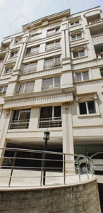 عباس آباد اندیشه ۷۰ متر ۲ خوابه شیک